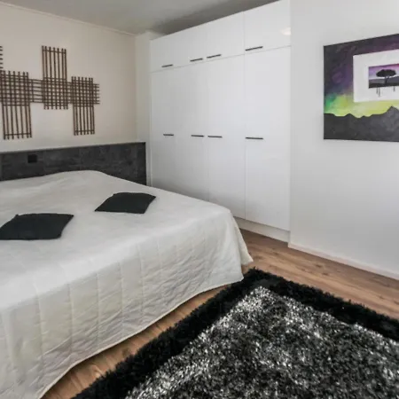 Kaivopuisto By Interhome